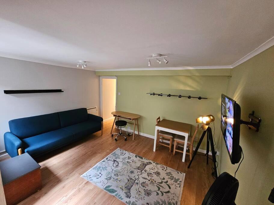 Peaceful And Elegant Apartment London